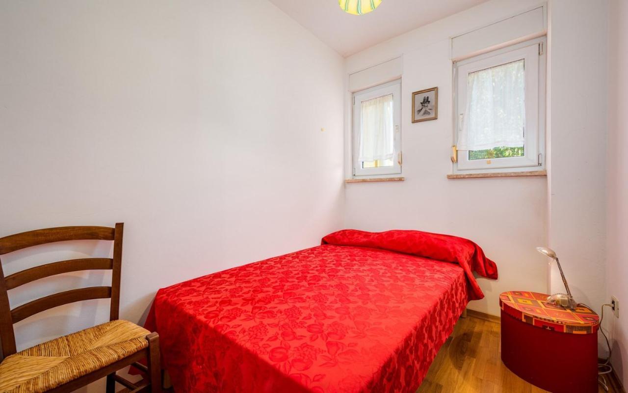 Valessia House With Apartment อูมัค ภายนอก รูปภาพ